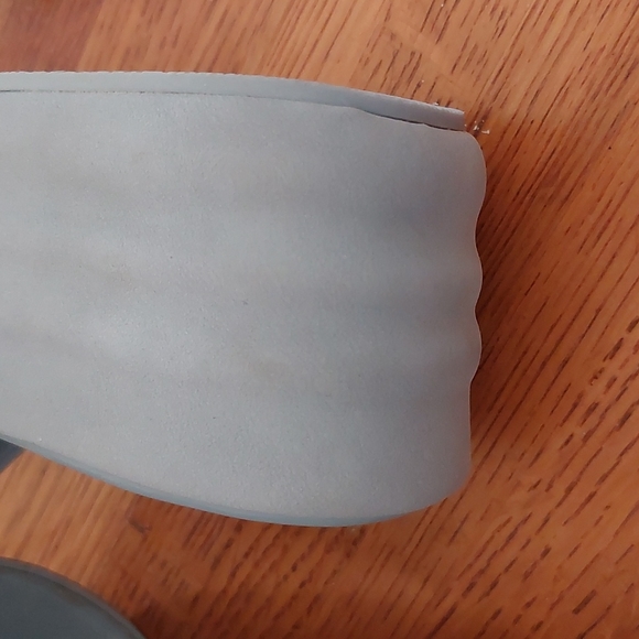 No Boundries Sandals Sz 9light blue. - Picture 10 of 12